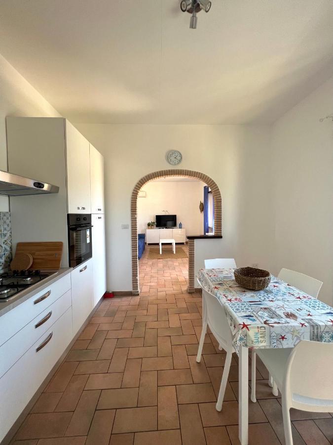 Appartement Sea Breeze House à Fiumicino Extérieur photo