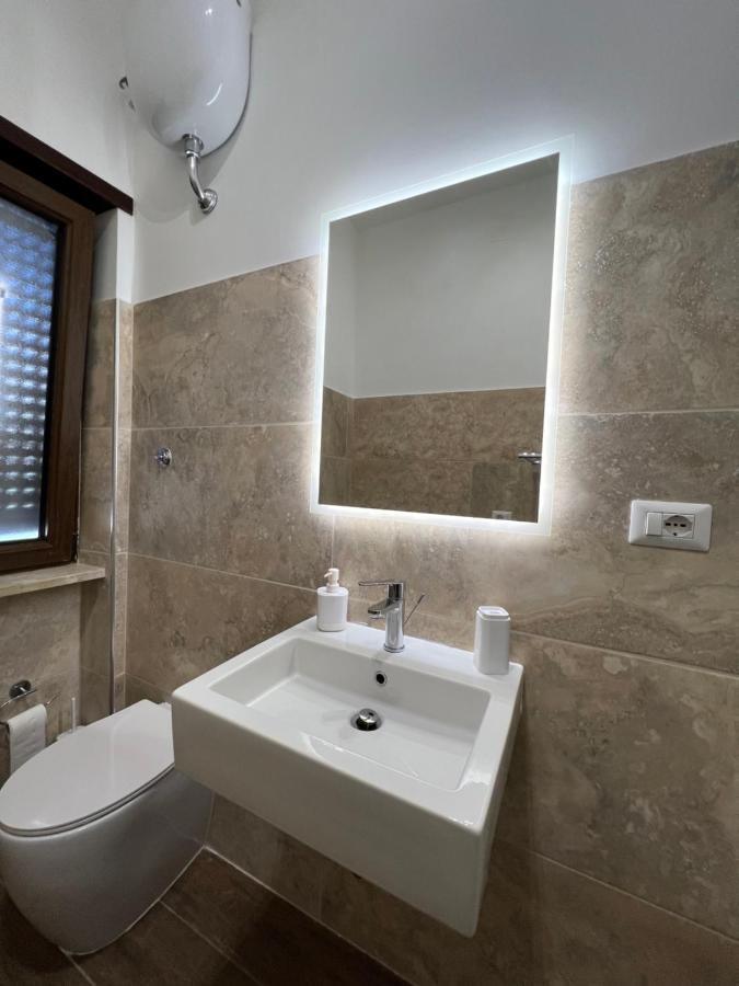 Appartement Sea Breeze House à Fiumicino Extérieur photo