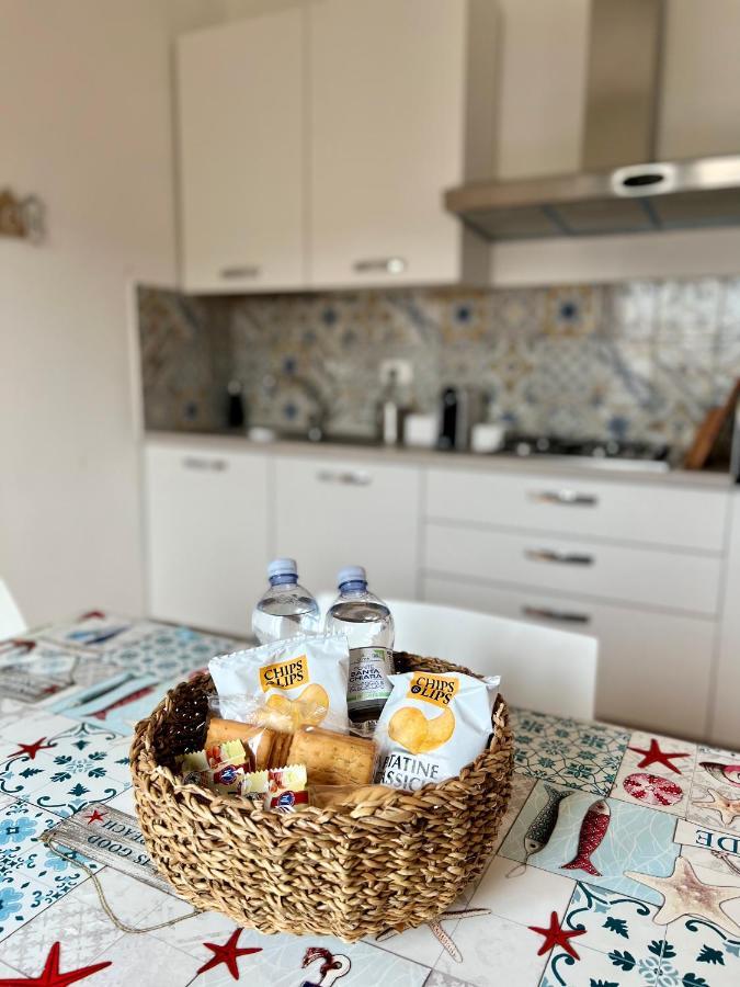Appartement Sea Breeze House à Fiumicino Extérieur photo