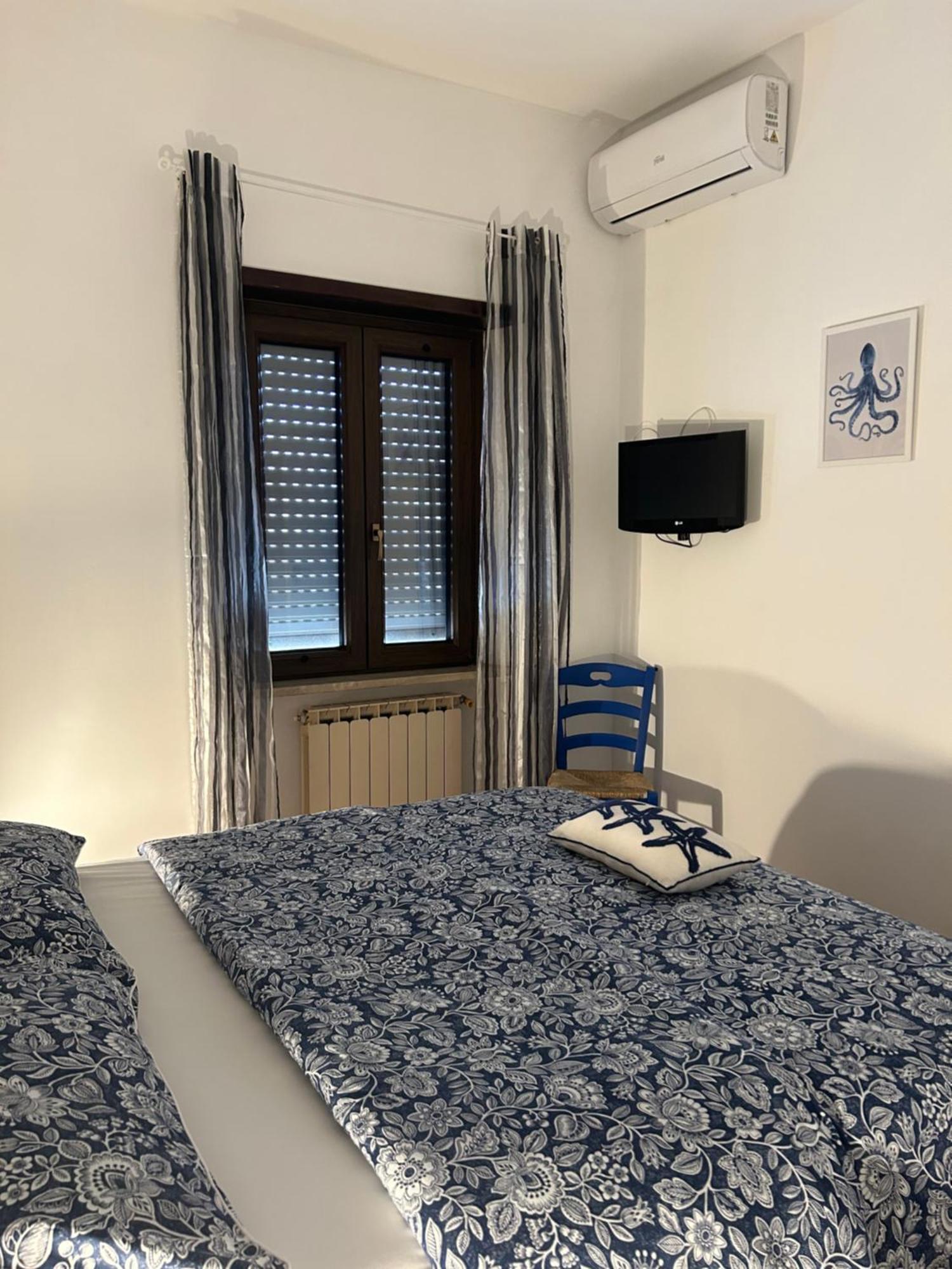 Appartement Sea Breeze House à Fiumicino Extérieur photo